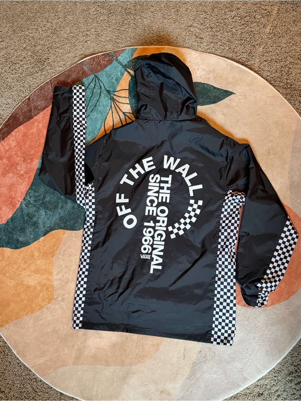 Brand new without tags. Women’s XS, VANS 1/4 zip pullover